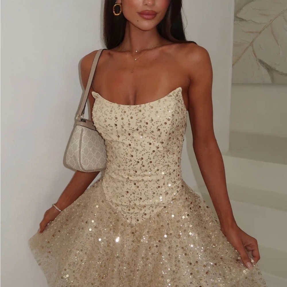 That’s So Fetch Blaise Strapless Sequin Mini Dress - Champagne